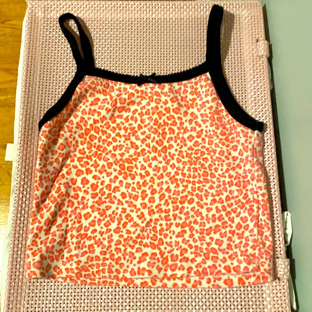 BRANDY MELVILLE TANK TOP 💓